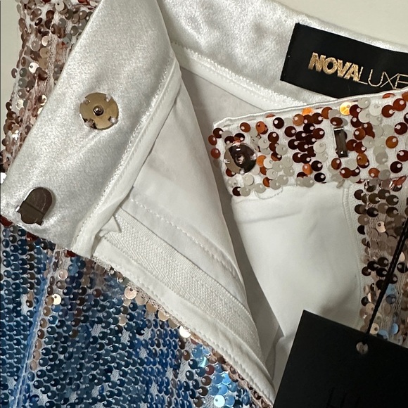 Fashion Nova Sequin Flare Pants Gold Blue White Size M New With Tags Party Glam - Picture 8 of 9